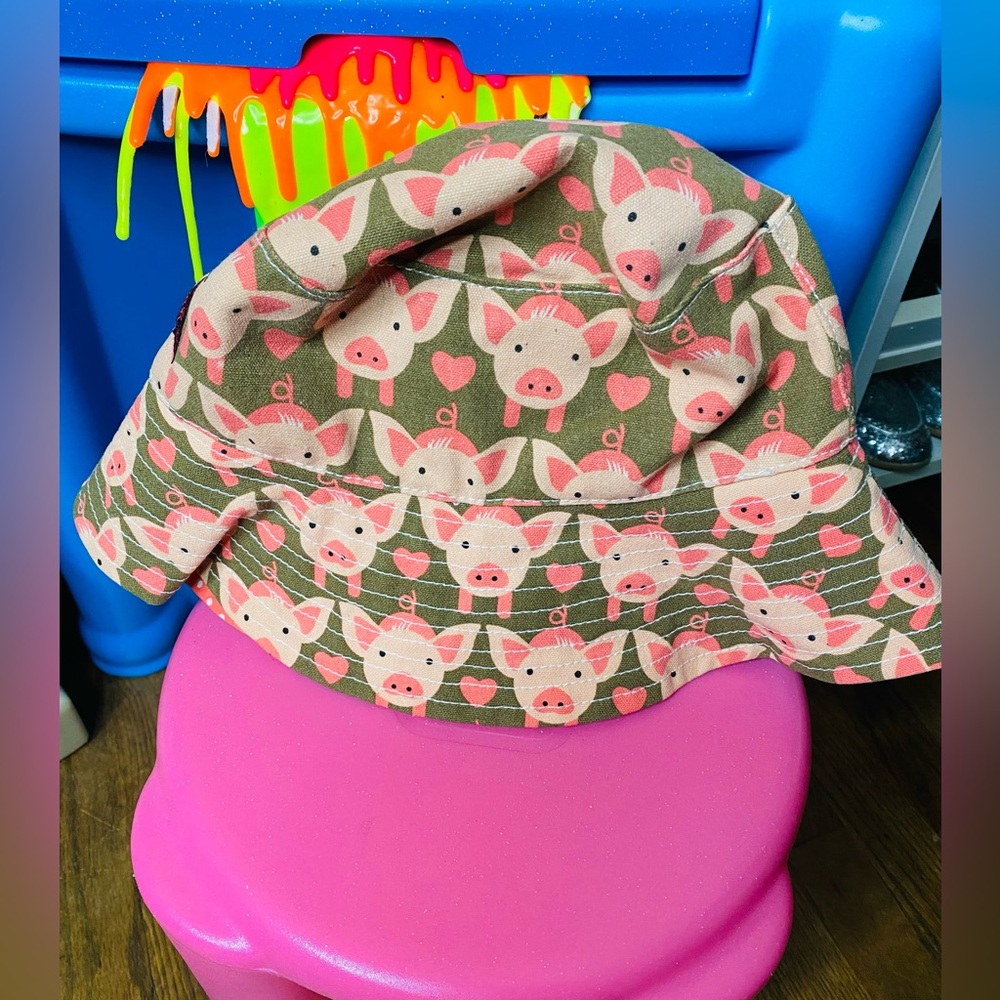 Bungalow 360 Pig Pattern Hat in Pink and Brown